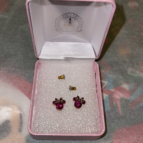 DISNEYPARKS EXCLUSIVE— THE AUTHENTIC ORIGINAL DISNEYPARKS FASHION JEWELRY